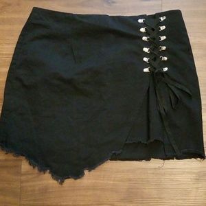 Black skirt